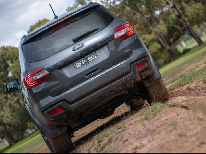 Ford Everest - 05
